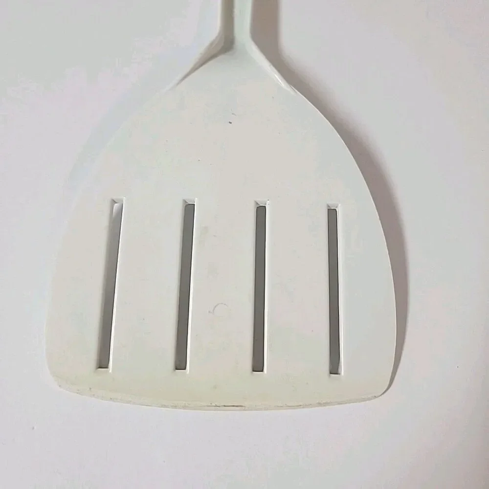 Vintage Tailor Made Nylon Wide 4 In Slotted Spatula White Turner Flipper USA